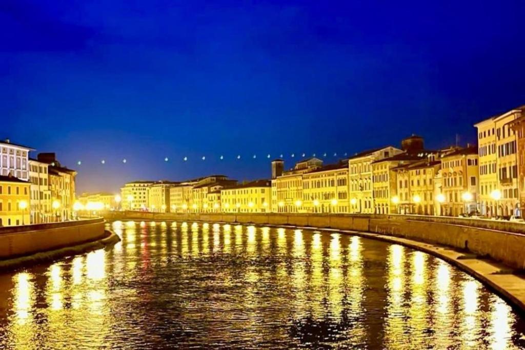 Appartamento Centro Storico Spina White House Pisa Esterno foto